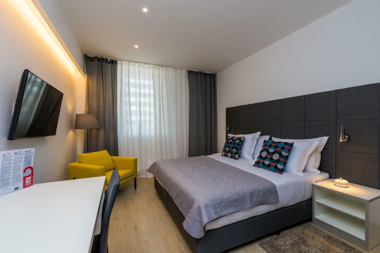 Rooms4U ดูบรอฟนิก ภายนอก รูปภาพ